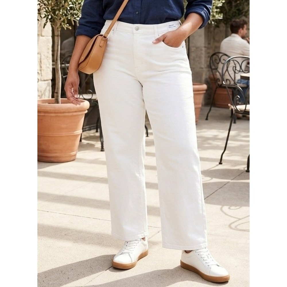 Old Navy Sky-Hi Wide Leg Extra High-Rise Jeans Size 14 White Coastal Preppy NWT